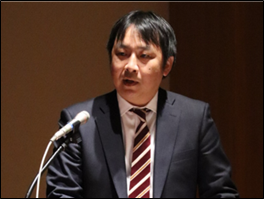 令和5年度機能強化会議にて、文部科学省高等教育局専門教育課梅原課長が、成長分野を取り巻く高等教育政策の動向について講演をしている。